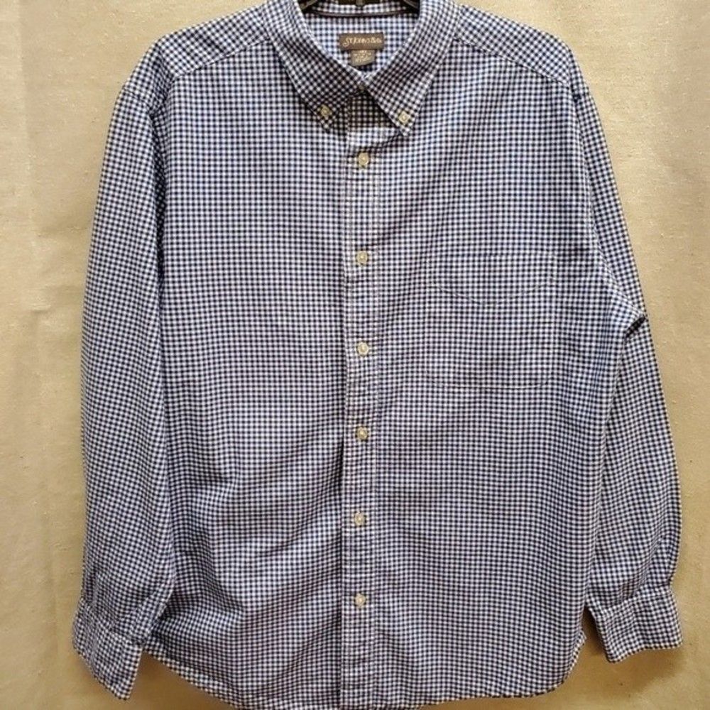 St. John's Bay J.C. Penney Men's Long Sleeve Shirt in Size L